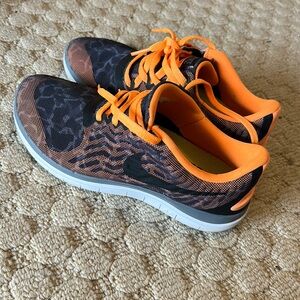 Nike Free 4.0 Black/Orange Running Shoes